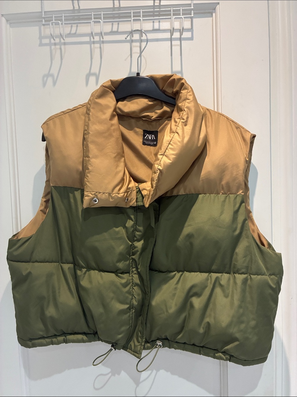 ZARA Colorblock Cropped Puffer Vest XL 👵MT